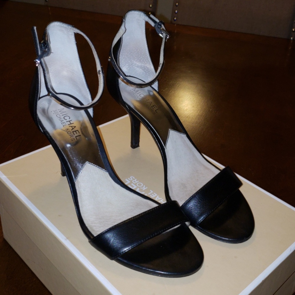 Michael Michael Kors leather heels